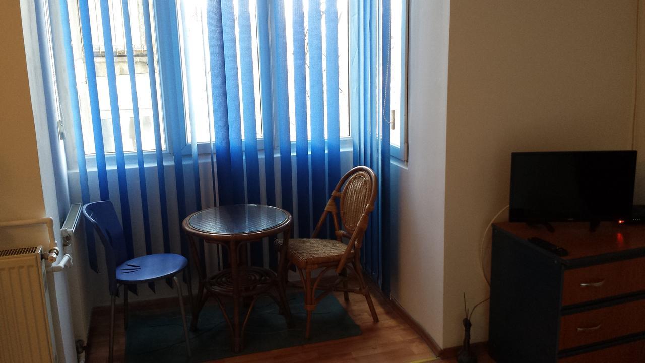 Rent House Unirii Apartment บูคาเรสต์ ภายนอก รูปภาพ